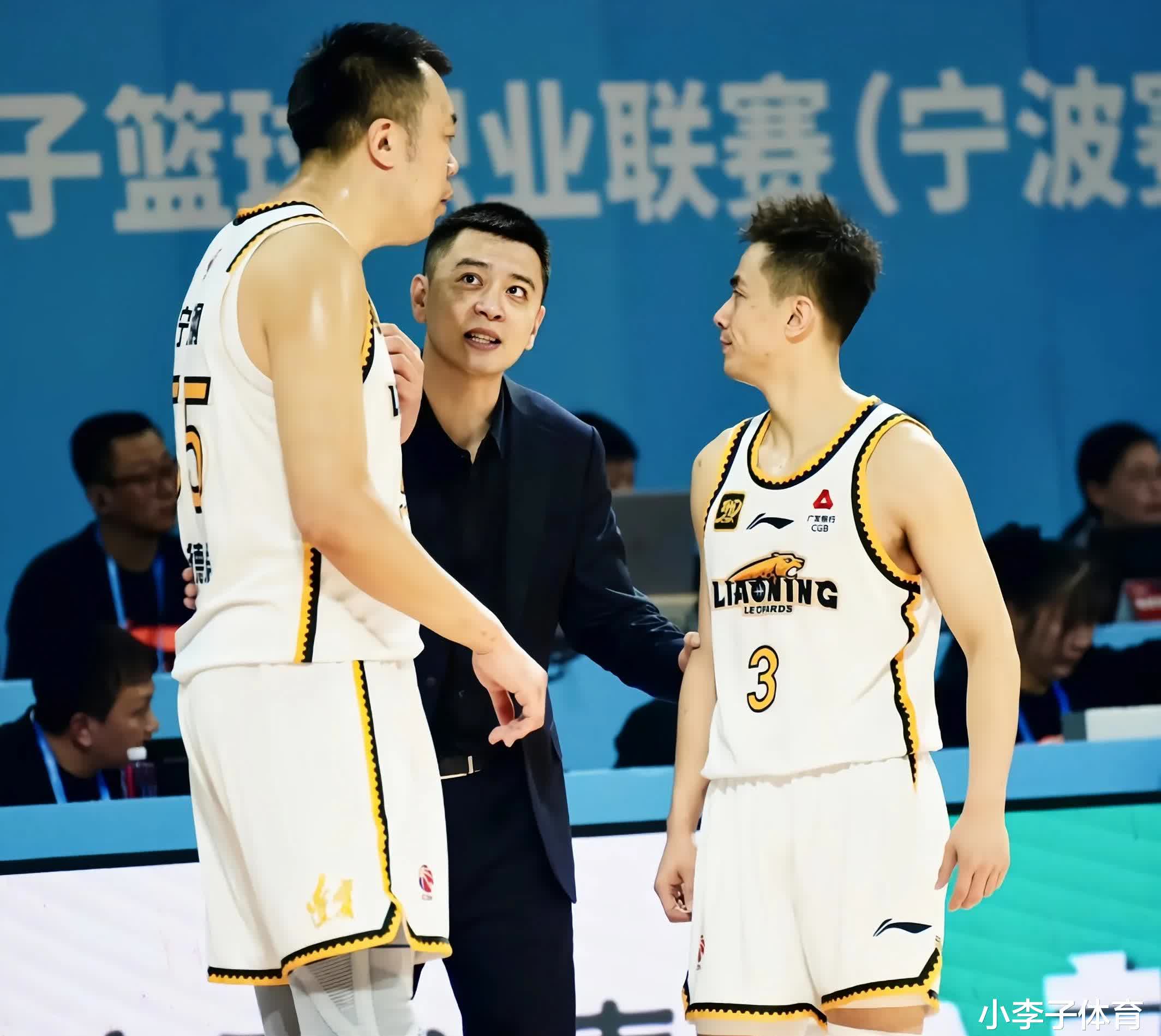关于浙江男篮大胜天津队，实现三连胜的信息