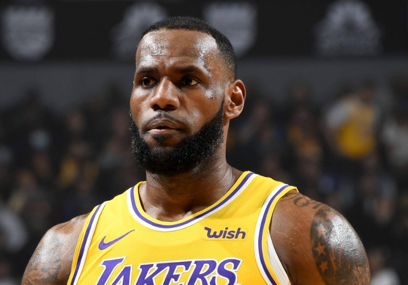 詹姆斯开启超常状态,领导湖人豪取连胜的简单介绍 詹姆斯开启超常状态,领导湖人豪取连胜的简单介绍