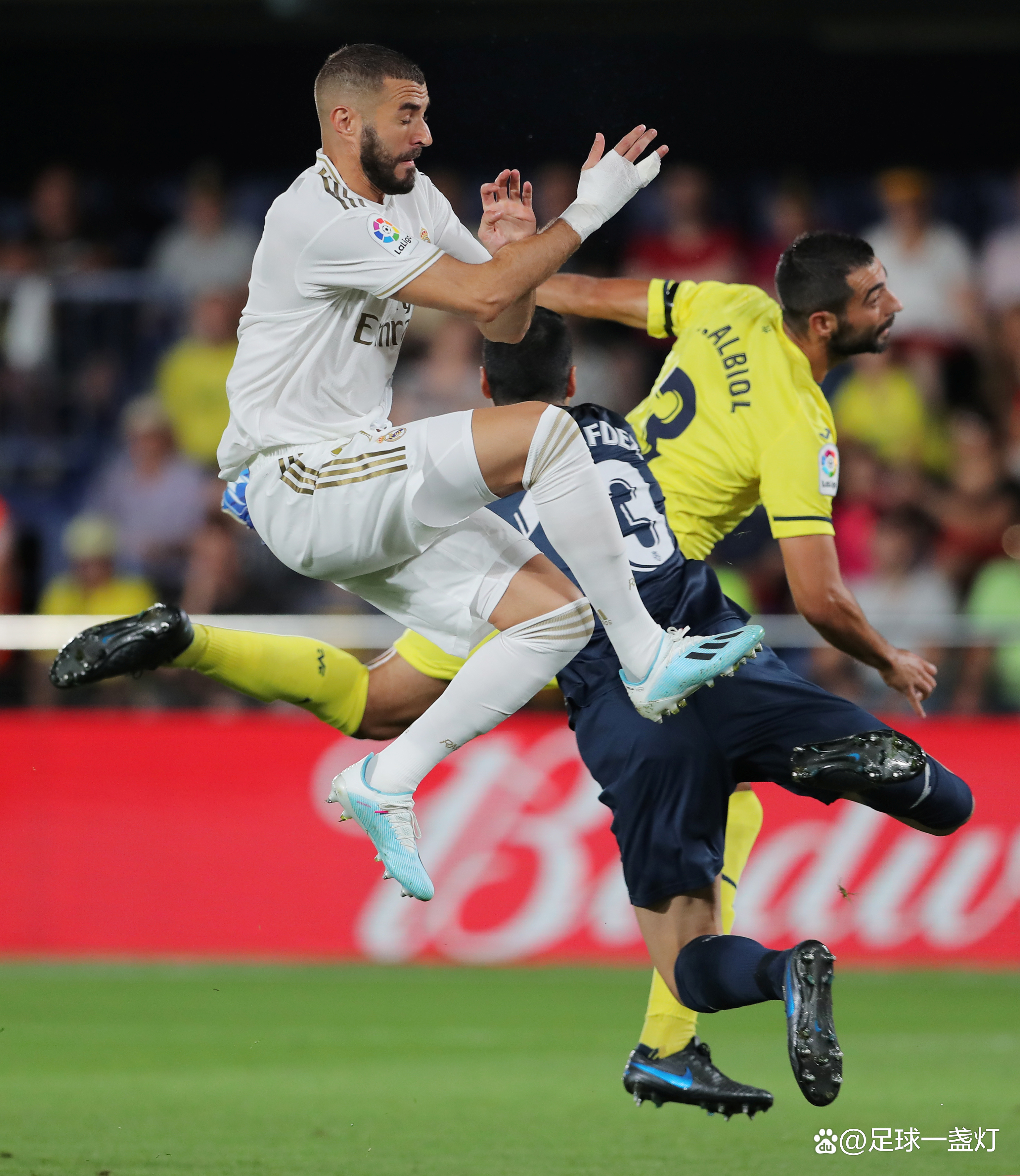 开云体育平台APP-欧洲赛事中的焦点大战引发热议