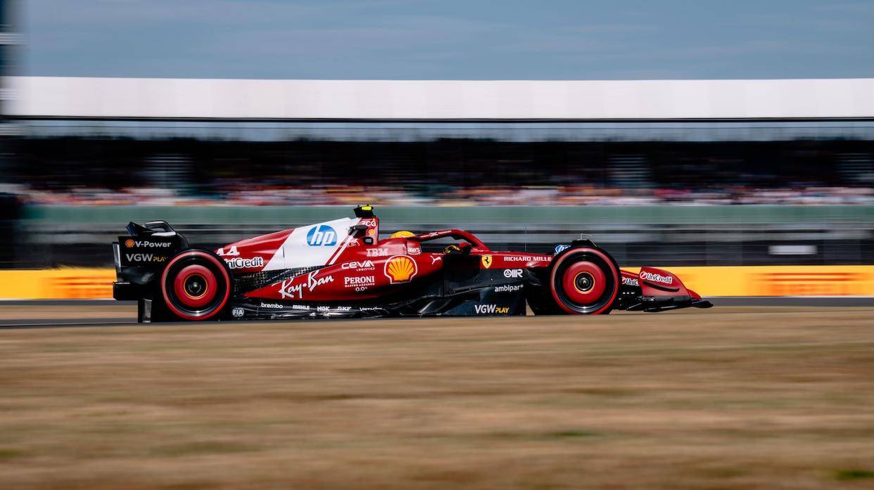 关于哈斯车队险胜法拉利,汉密尔顿扛起全队的信息 关于哈斯车队险胜法拉利,汉密尔顿扛起全队的信息